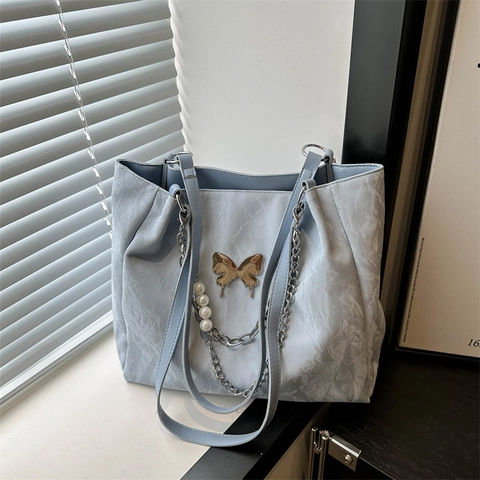 Women Wrinkled PU Leather Tote Bag Large Capacity Shoulder Bag With Butterfly Metal Charm Artificial Pearl Metal Chain