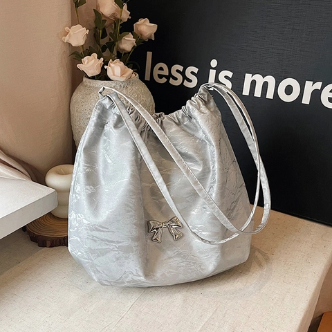 Sac à Épaule avec Cordon de Serrage et Nœud pour Femme Cuir PU Plissé Sac Fourre-tout Grande Capacité Style Doux Coréen