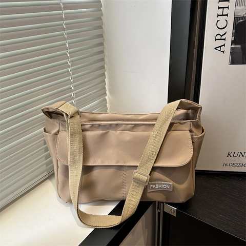 Borsa Messenger in Nylon Trendy per Uomo Donna Stile Casual Giapponese Idrorepellente Grande Capacità Borsa da Viaggio