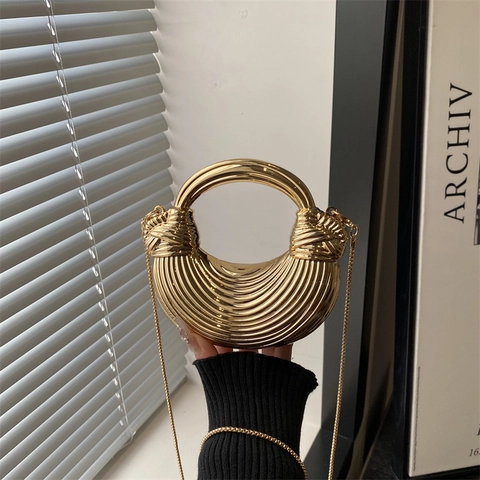 Borsa a Tracolla da Donna Plissettata Metallica Lucida Ondulata a Mezzaluna Borsa da Sera con Tracolla a Catena Oro Party Clutch