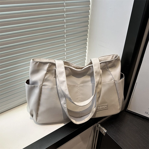 Große Kapazität Nylon Tragetasche Für Damen Casual Commute Schultertasche Mit Mehreren Taschen Mode Buchstaben Label Handtasche