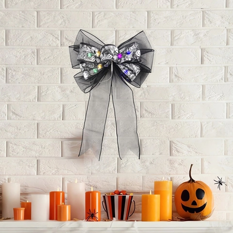 Grote Halloween Zwarte Gaas LED Lichtgevende Strik Hangende Decoratie Met Zilver Schedel Patroon Voor Thuis Feest