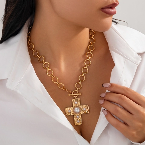 Collana Con Ciondolo A Croce Barocca Da Donna Catena A Maglie Tonde In Lega Di Ferro Grossa Imitazione Perla Artificial Trama Martellata Chiusura A Gancio