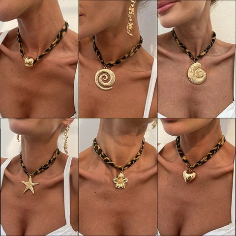 Leopardenmuster Stoff Legierung Anhänger Halskette Für Damen Böhmisch Muschel Seestern Herz Kreuz Blume Choker Urlaub Schmuck