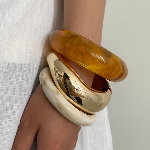 Minimalist Stackable Resin Metal Bangles Vintage Chunky Emerald Green Amber Creamy White Gold Color Wide Bracelets For Women Fashion Jewelry