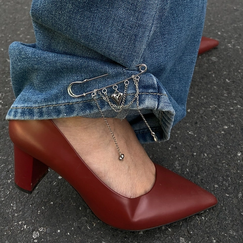 Alloy Iron Heart Tassel Safety Pin Brooch Anklet For Women Metal Chain Heart Pendant Artificial Pearl Decorative Jewelry