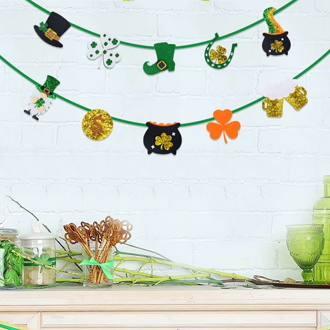 St Patrick's Day Felt Hanging Banner Shamrock Leprechaun Lucky Letter Glitter Garland Irish Theme Party Home Decorations Festive Wall Ornament