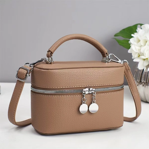 Women Litchi Grain PU Leather Shoulder Bag Minimalist Square Crossbody Handbag With Silver Zipper Spring Trendy Bag