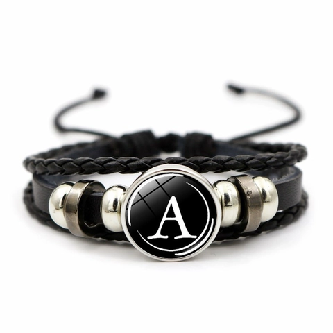 Bracciale In Pelle Intrecciata Multistrato Vintage Con Lettera Iniziale Cabochon In Vetro Perline In Lega Punk Unisex