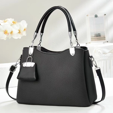 Borsa a Mano da Donna in Pelle PU con Trama Intrecciata Grande Capacità Borsa a Tracolla con Tracolla Rimovibile e Mini Pendente