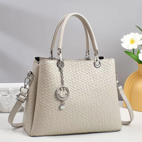 Borsa Tote da Donna in Pelle PU a Trama Intrecciata Con Ciondolo Sorriso Grande Capacità Borsa a Mano Elegante Tracolla