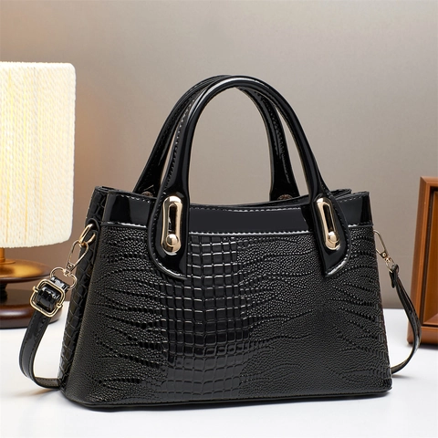Women Crocodile Embossed Handbag PU Leather Top Handle Shoulder Crossbody Bag Elegant Vintage Gold Hardware Zipper