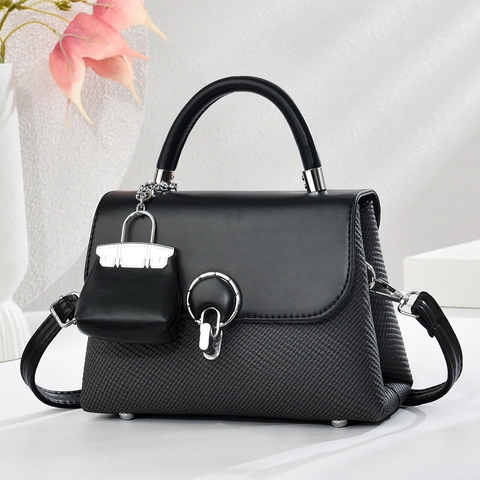 Women Fashion PU Leather Woven Patchwork Shoulder Bag With Mini Charm Crossbody Bag Handbag For Daily Matching