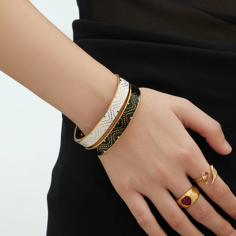 Stainless Steel Enamel Bangle Abstract Contrast Color Bracelet 18k Gold Plated Vintage Elegant Fashion Jewelry For Women