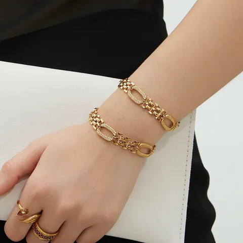 Pulsera De Cadena De Reloj Chapada En Oro De 18K Acero Inoxidable Circón 5A Joyería Geométrica Unisex