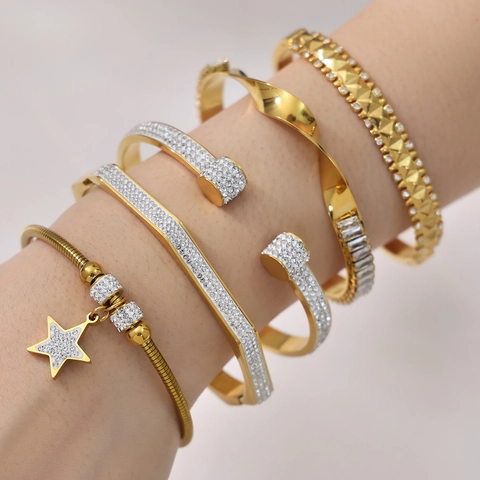 Luxury Stainless Steel Bracelet Zircon Pave Gold Plated Star Charm Snake Chain Geometric Twisted Rivet Jewelry Women