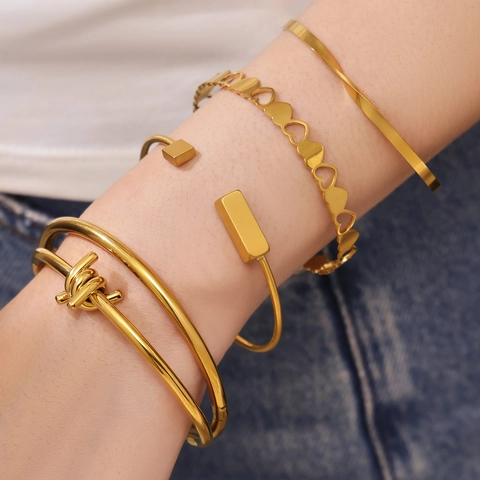 Minimalist Stainless Steel Heart Knot Open Cuff Bangle For Women Plated 18K Gold Geometric Hollow Design Stackable Bracelet Jewelry