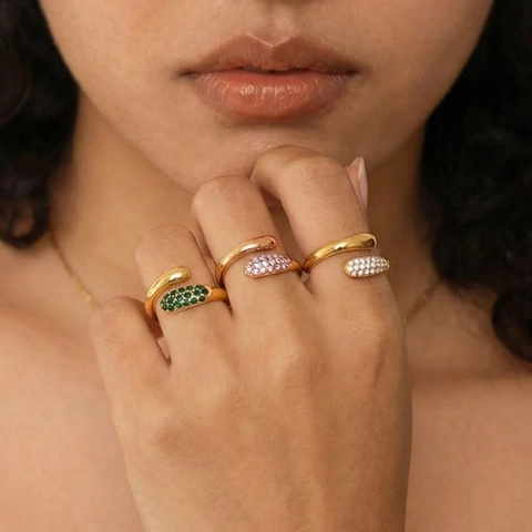 Anello Aperto A Spirale Regolabile Alla Moda In Acciaio Inossidabile Placcato Oro 18K Con Pavé Di Strass Per Donne