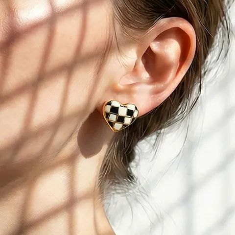 Heart Shaped Checkerboard Pattern Stud Earrings Stainless Steel Enamel Retro Minimalist Style For Women