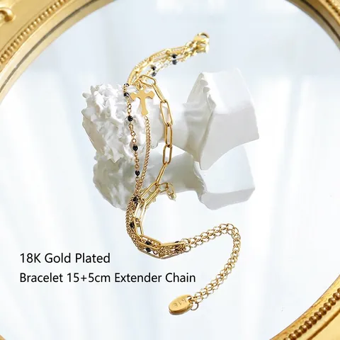 Bracciale A Triplo Strato Acciaio Al Titanio Placcato Oro 18K Pendente A Croce Perline Nere Catena A Graffetta Donna
