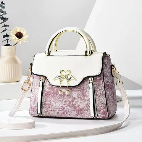 Elegant Women Handbag PU Leather Floral Embroidery Metal Swan Buckle Artificial Pearl Pendant Crossbody Shoulder Bag Vintage Style