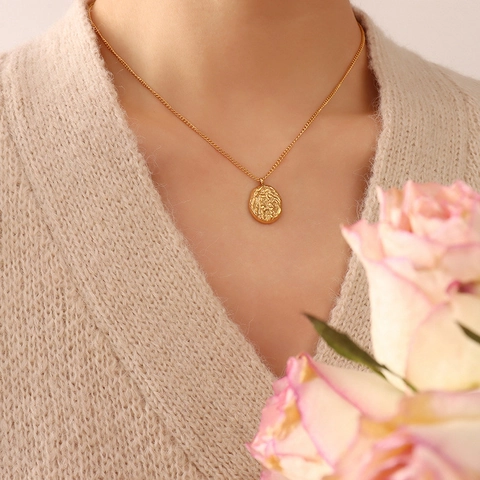Collana Pendente A Rilievo Ovale Irregolare Retro Francese Placcato Oro 18K Acciaio Al Titanio Trama Guscio Di Noce Gioielli Minimalisti
