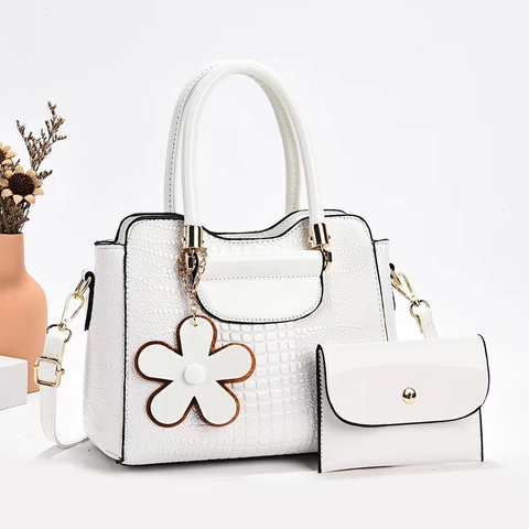Crocodile Pattern Patent Leather Handbag And Matching Pouch Large Capacity Fashion Shoulder Crossbody Bag Women