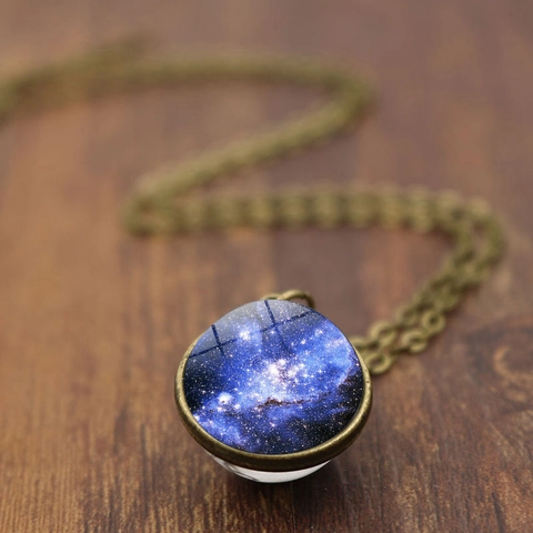 Collana con Pendente Sfera di Vetro Galassia Vintage per Uomo Donna Lega di Zinco Doppio Lato Universo Catena per Maglione