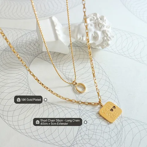 Collana A Doppio Strato Acciaio Al Titanio Placcato Oro 18K Inciso Piastra Quadrata Ciondolo Anello Tondo Gioielli Minimalisti Donne