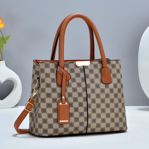 Women PU Leather Handbag Retro Checkered Print Large Capacity Crossbody Bag For Mothers Elegant Daily Commuting Fashion