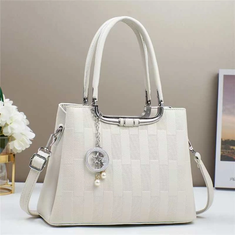 Bolso de Mano para Mujer de Cuero PU de Gran Capacidad con Relieve de Cuadrícula Bolso Bandolera con Colgante de Estrella Luna Perla Artificial y Correa Ajustable