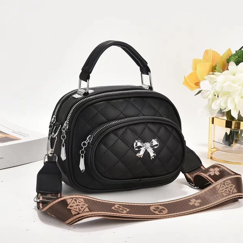 Quilted PU Leather Crossbody Bag For Women Triple Zip Layers Shoulder Handbag With Bow And Wide Patterned Strap Chic