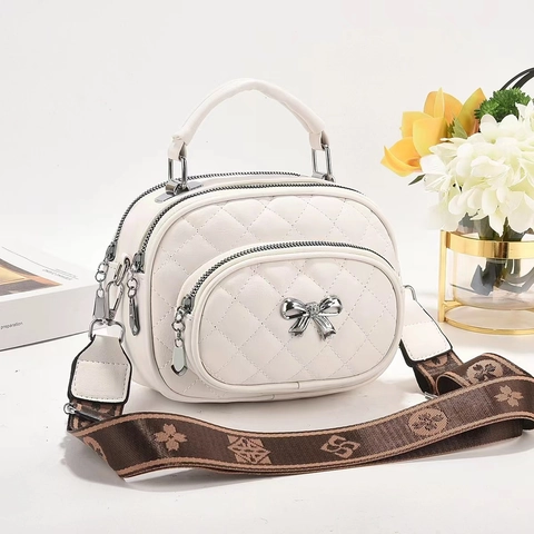 Quilted PU Leather Crossbody Bag For Women Triple Zip Layers Shoulder Handbag With Bow And Wide Patterned Strap Chic