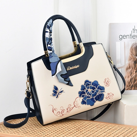 Vintage Damen Handtasche Mit Blumenstickerei PU Leder Henkeltasche Mit Satinnschal Dekor Schultertasche Große Kapazität