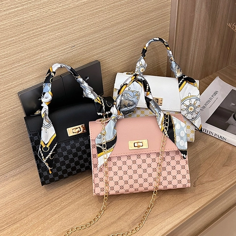 Women Crossbody Bag PU Leather Monogram Printed Satin Scarf Handle Metallic Chain Strap Vintage Square Handbag Elegant