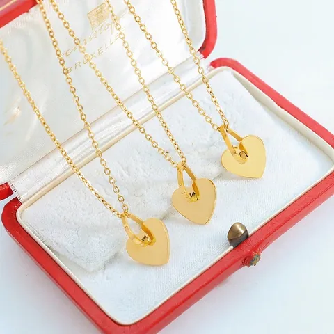 Heart Pendant Necklace Titanium Steel 18K Gold Plated Interlocking Double Hearts Minimalist Jewelry For Women