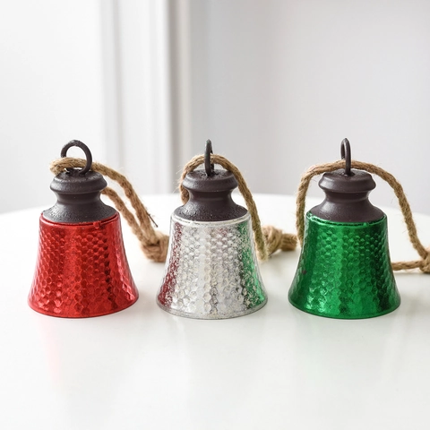 Christmas Tree Hanging Iron Bell Heart Shape Hollow Hammered Metal Bell Ornament With Hemp Rope For Home Holiday Party Decoration