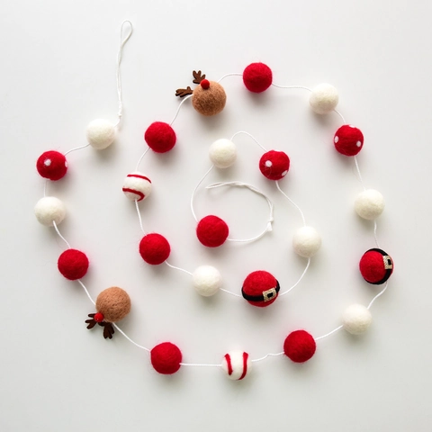 Handmade Wool Felt Ball Garland Christmas Star Reindeer Festive Decoration Hanging Ornament Holiday Home Decor