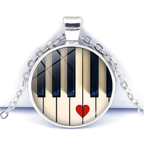 Collana con Pendente a Tema Musicale Tasti di Pianoforte Lega Argento Cabochon Vetro Cuore Nota Gioielli Artistici Regalo Musicale
