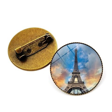 Broche en Alliage de Bronze Rétro Cabochon en Verre Tour Eiffel Architecture Française Badge Rond Bijoux Unisexe