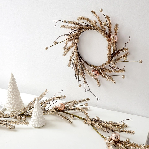Elegante Corona di Natale Oro Champagne Vite di Aghi di Pino Artificiale Con Perline Glitterate per Decorazioni Natalizie Festive per la Casa