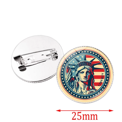 Vintage Round Statue Of Liberty American Flag Brooch Alloy Glass Badge New York Souvenir Jewelry Pin For Men Women Clothing Accessory