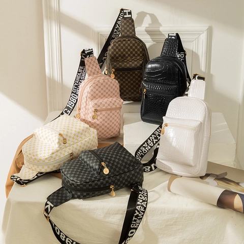Sac de Poitrine en Cuir PU pour Femme Avec Large Bandoulière à Lettres Motif Crocodile Imprimé Géométrique Double Fermeture Éclair Sac Bandoulière