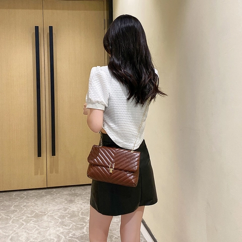 Women Crossbody Bag Quilted V Pattern PU Leather Gold Chain Small Square Shoulder Bag For Daily Casual Elegant Style