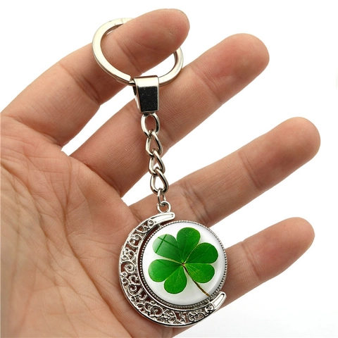 Rotierendes Kleeblatt Mond Schlüsselanhänger Glücksbringer Zinklegierung Glas Anhänger Für St. Patricks Day Geschenk Damen Schmuck