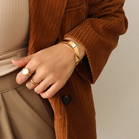 Ins Style Minimalist Titanium Steel Cross Layered Open Bangle Bracelet 18K Gold Plated Smooth Polished Cuff Bangle Jewelry