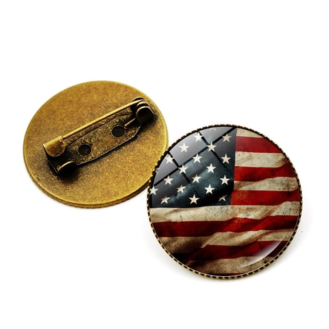 Vintage Alloy Glass Cabochon USA Flag Brooch Pin For Clothes Bag Retro Distressed American Stars And Stripes Badge Decoration Unisex Jewelry