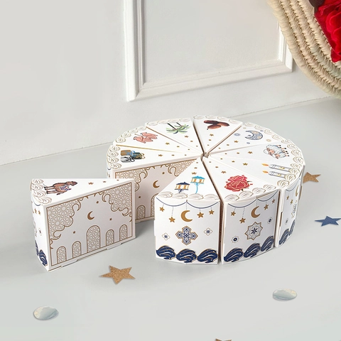 Triangle Cake Slice Shape Gift Boxes White Paper Ramadan Eid Mubarak Party Favors Candy Packaging Ribbon