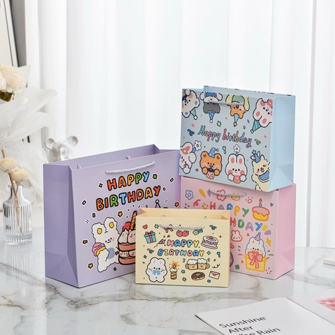 Geburtstags Geschenktüte Papier Bunte Cartoon Hase Bär Muster Mit Gewebtem Griff Für Partyfeier Süß Tragbar