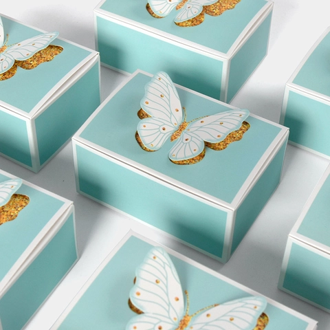 Wedding Candy Boxes With 3D Butterfly Decoration Romantic Light Blue Square Paper Gift Packaging Party Favors Elegant